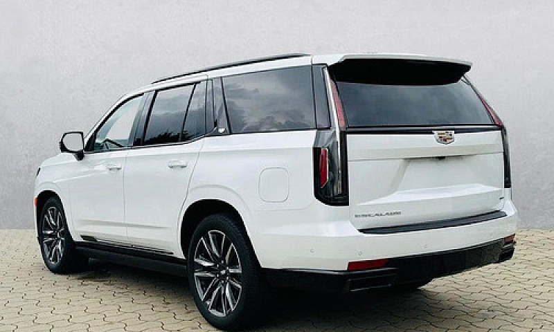 Cadillac Escalade 6....