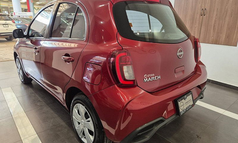 Nissan March 2022...