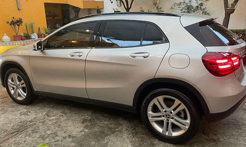 Mercedes-Benz Clase ...