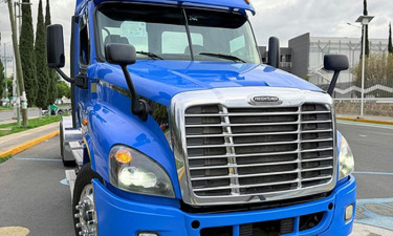 Torton Freightliner ...