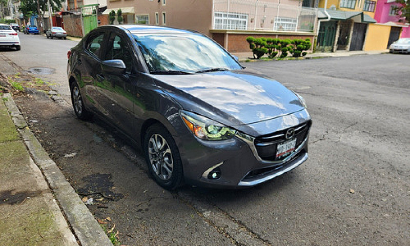 Mazda Mazda 2 1.5 I ...