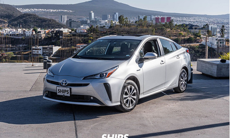 Toyota Prius 2022...