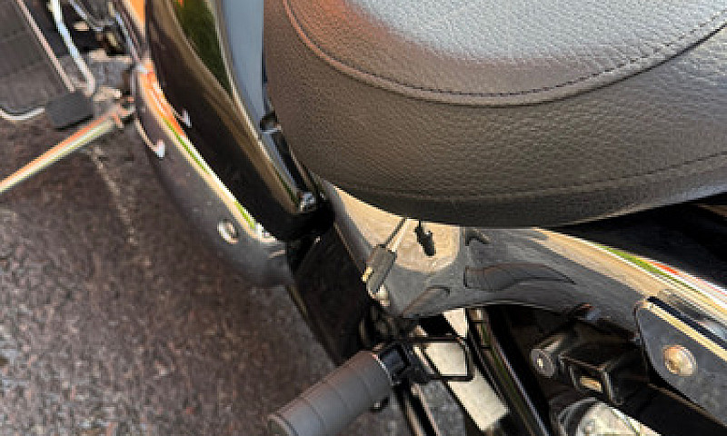 Suzuki Boulevard C50...