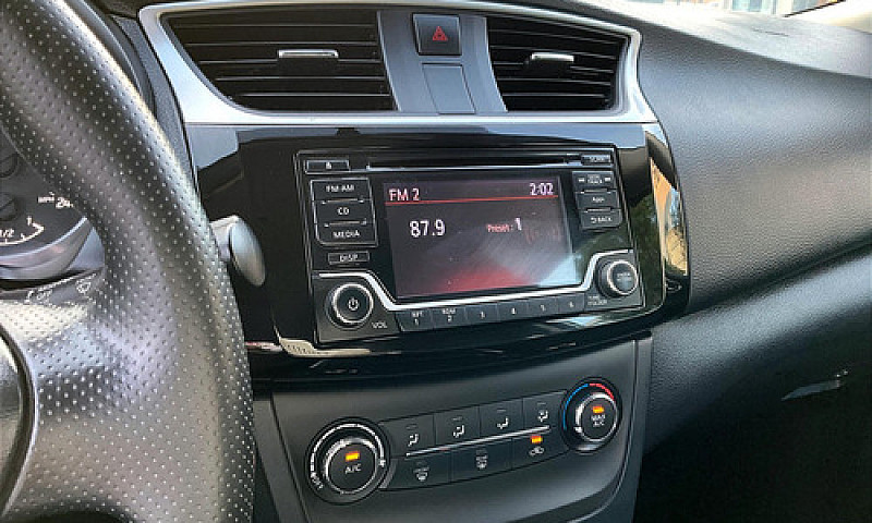 Nissan Sentra 2019...