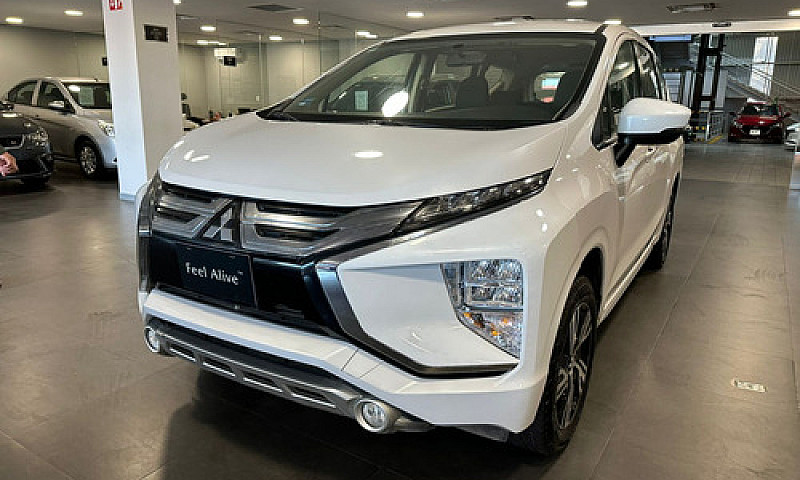 Mitsubishi Xpander 2...