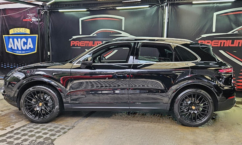 Porsche Cayenne 2019...