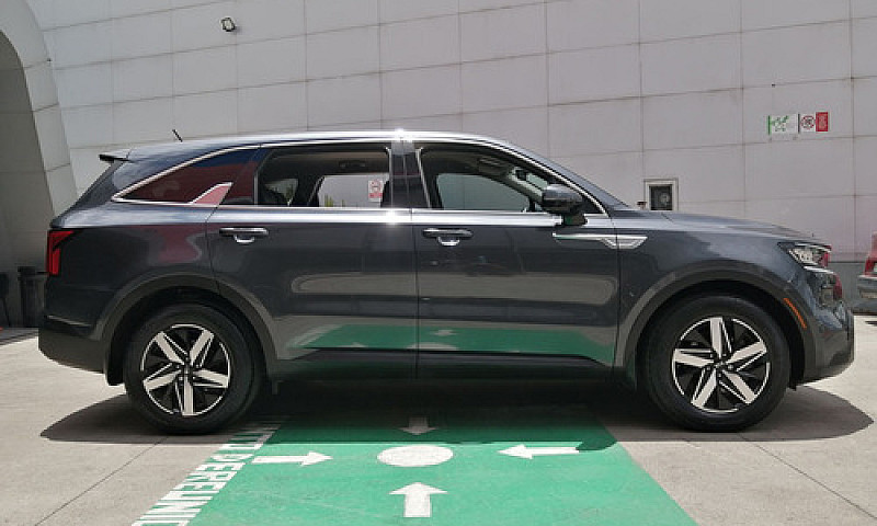 Kia Sorento 2021 2.4...