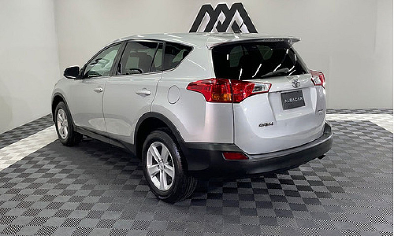 Toyota Rav4 2014...