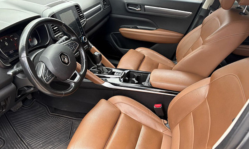 Renault Koleos 2023...