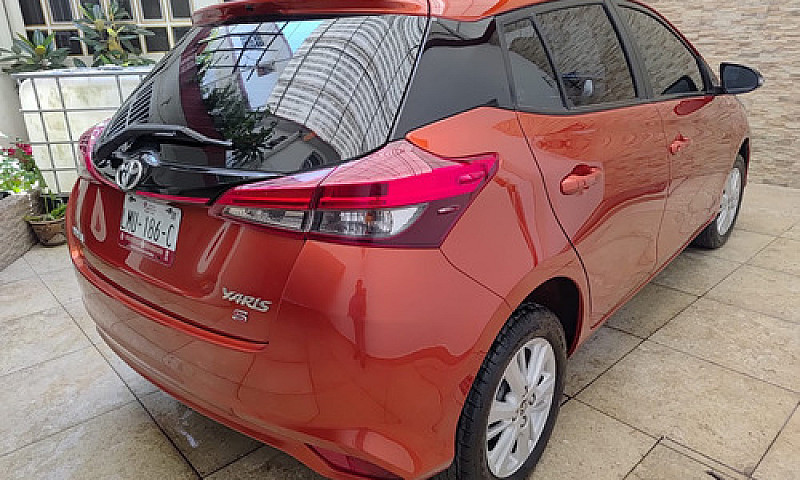 Toyota Yaris 1.5 5P ...