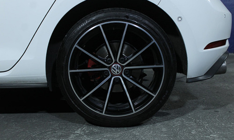Volkswagen Golf 2021...