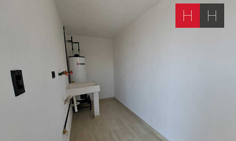 Casa En Venta En Lom...