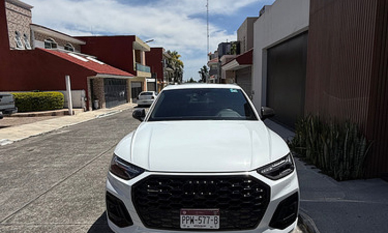 Audi Q5 Sportback 2....