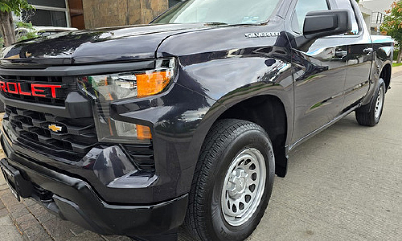 Chevrolet Silverado ...