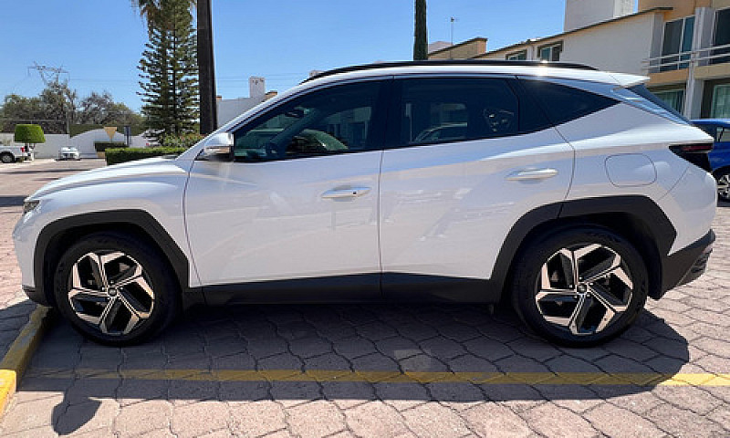 Tucson Limited 2.5 T...