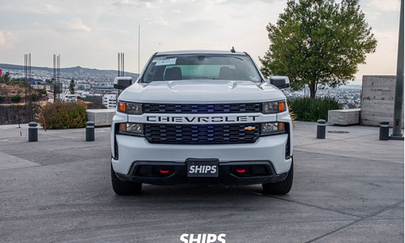 Chevrolet Silverado ...