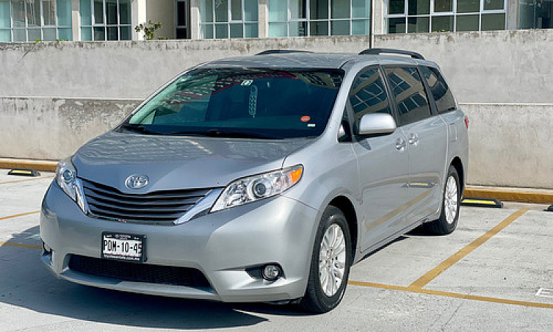 Toyota Sienna 3.5 Xl...