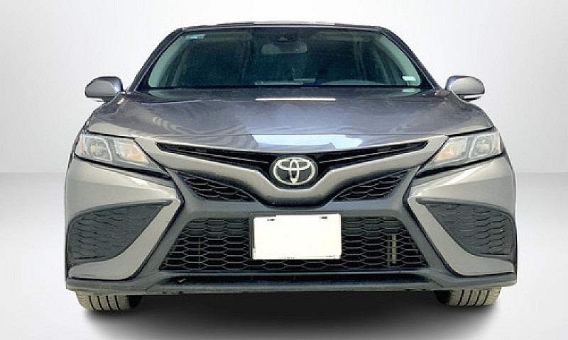Toyota Camry 2022...