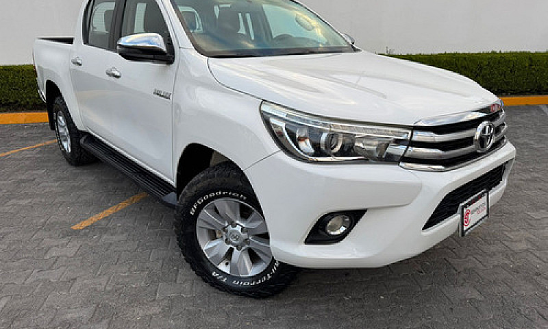 Toyota  Hilux Pick-U...