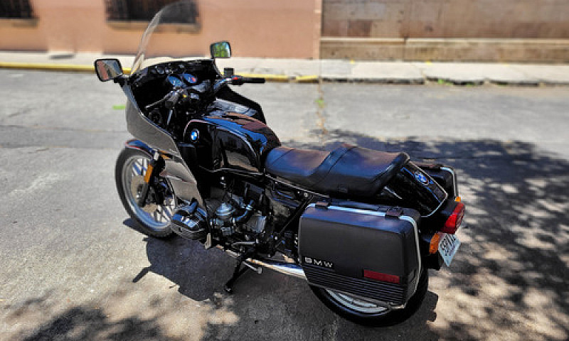 Increíble Bmw R100Rt...