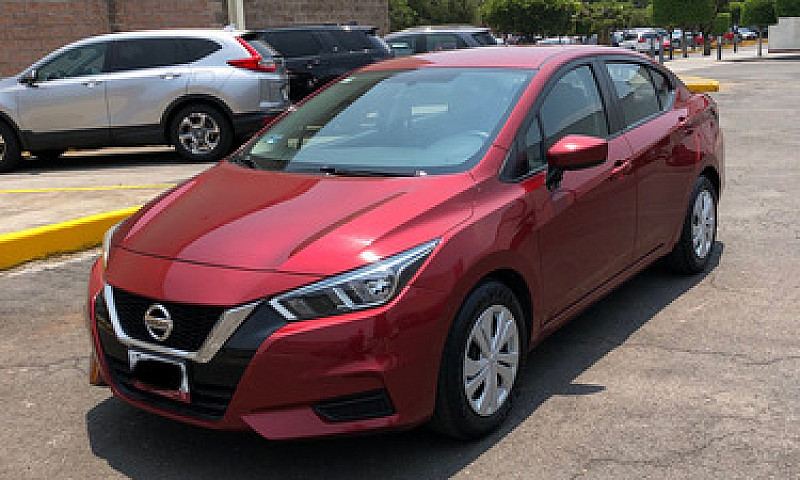 Nissan Versa 1.6 Sen...