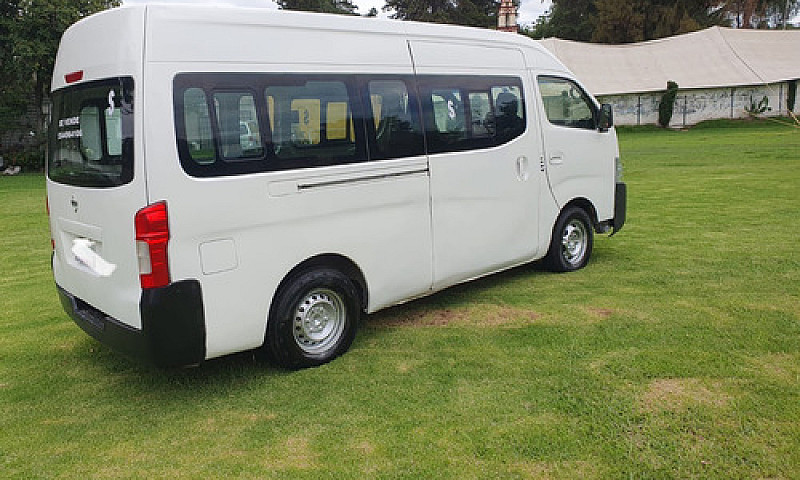 Nissan Urvan 2.5 15 ...
