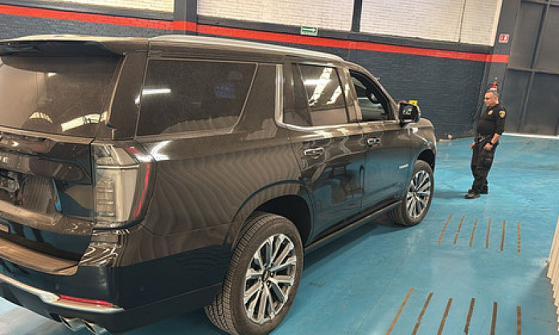 Chevrolet Tahoe 6.2 ...