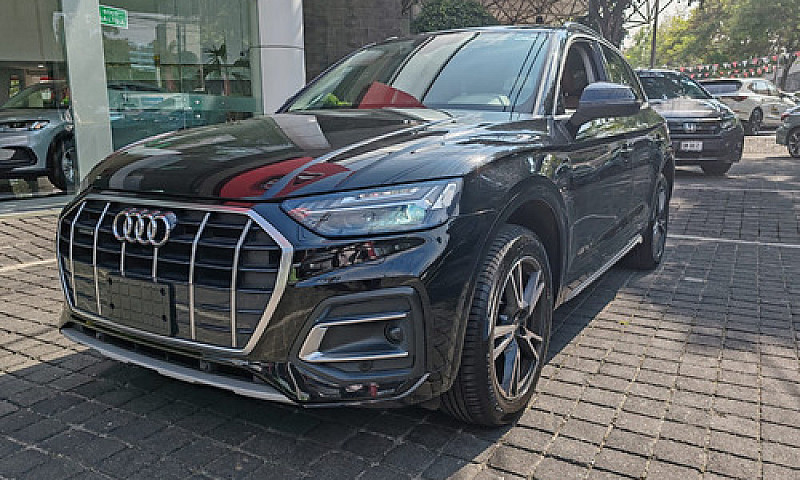 Audi Q5 2022...