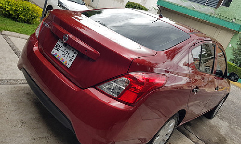 Nissan Versa 1.6 Dri...