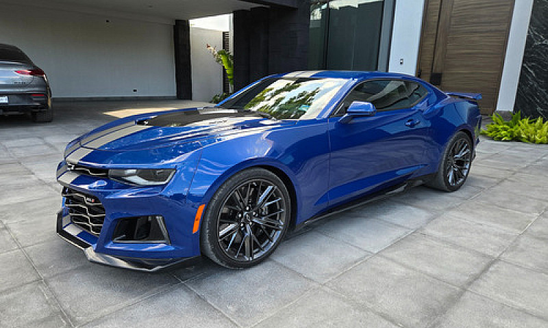 Chevrolet Camaro 6.2...
