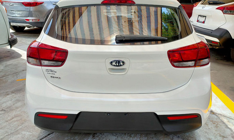 Kia Rio 1.6 Lx Hatch...