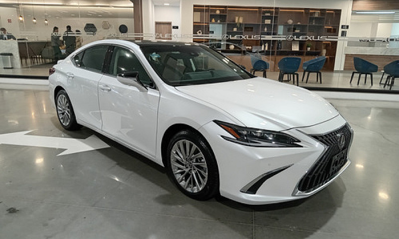 Lexus Es 2023...