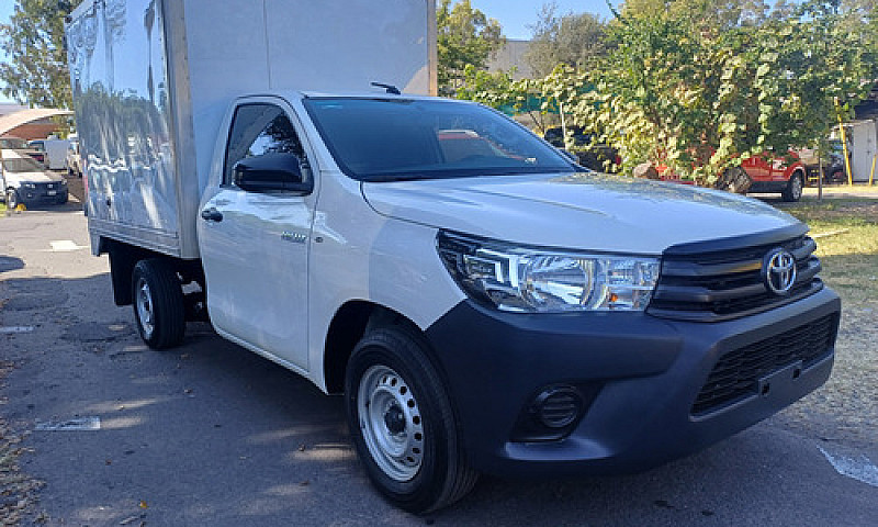 Toyota Hilux 2.7 Cab...