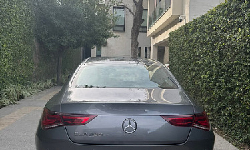 Mercedes-Benz Clase ...