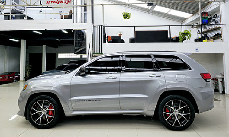 Jeep Grand Cherokee ...