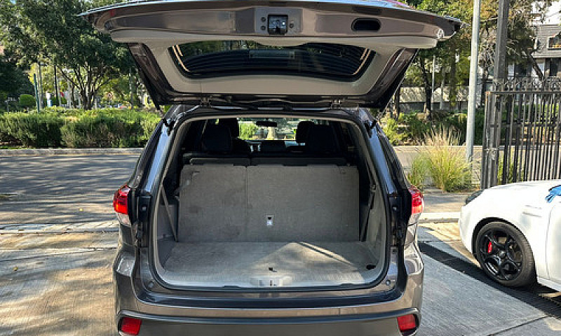 Toyota Highlander 20...