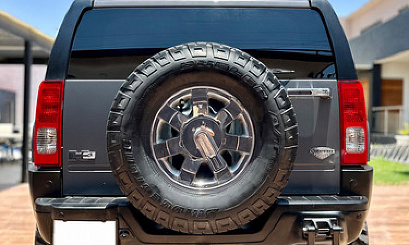 Hummer H3 5.3 Alpha ...