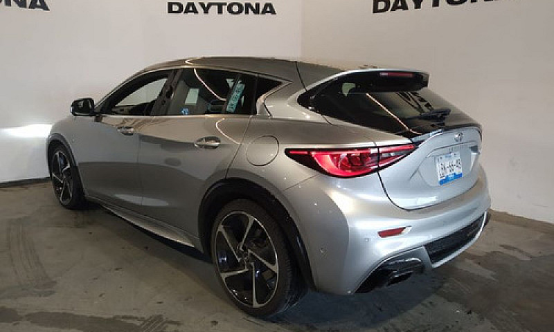 Infiniti Qx30 2017...