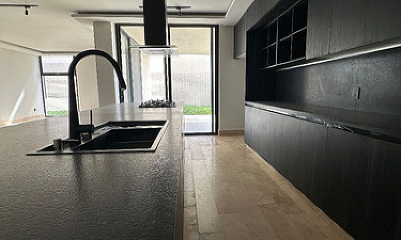 Casa En Venta Campan...