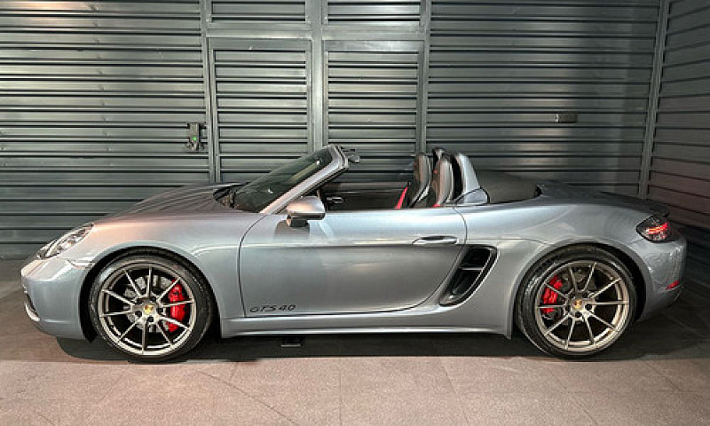 Porsche Boxster 2025...