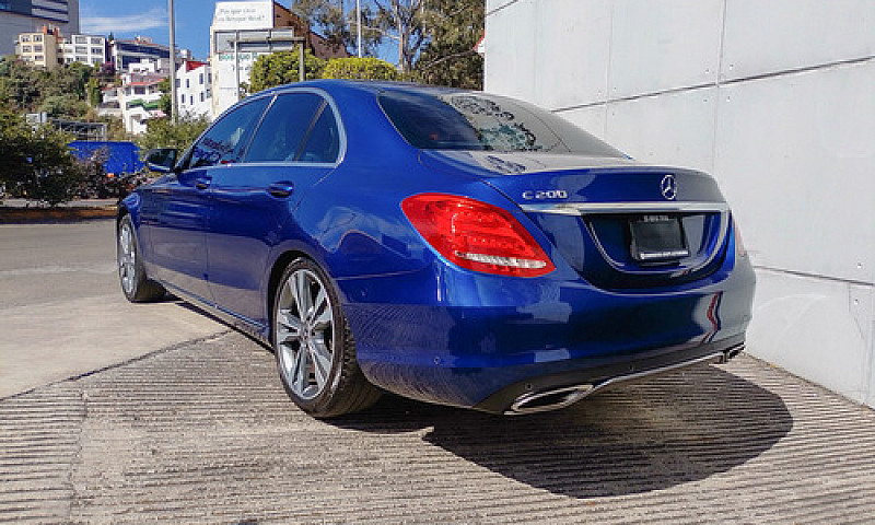 Mercedes-Benz Sprint...