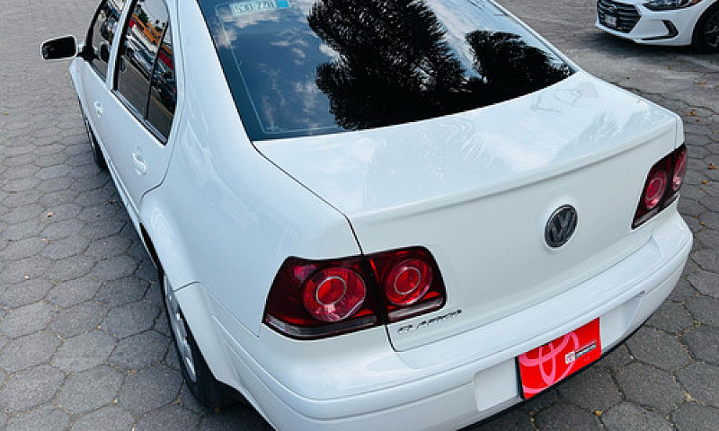 Volkswagen Jetta 201...