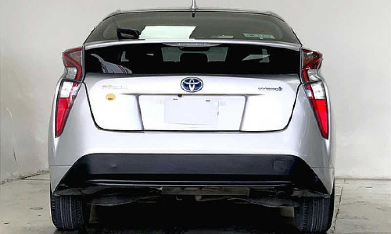 Toyota Prius 2017...