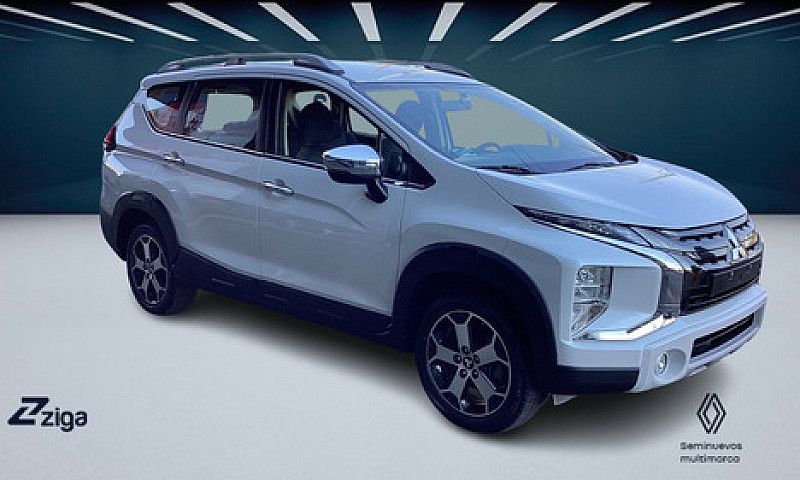 Mitsubishi Xpander 2...