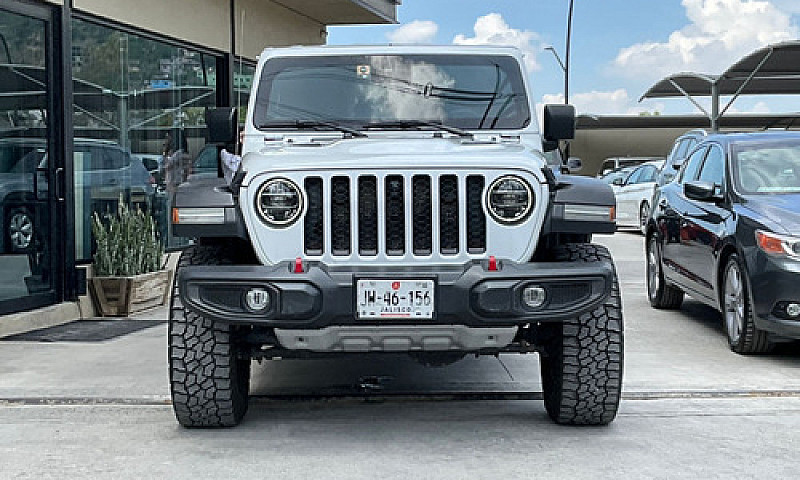 Jeep Gladiator 2020...