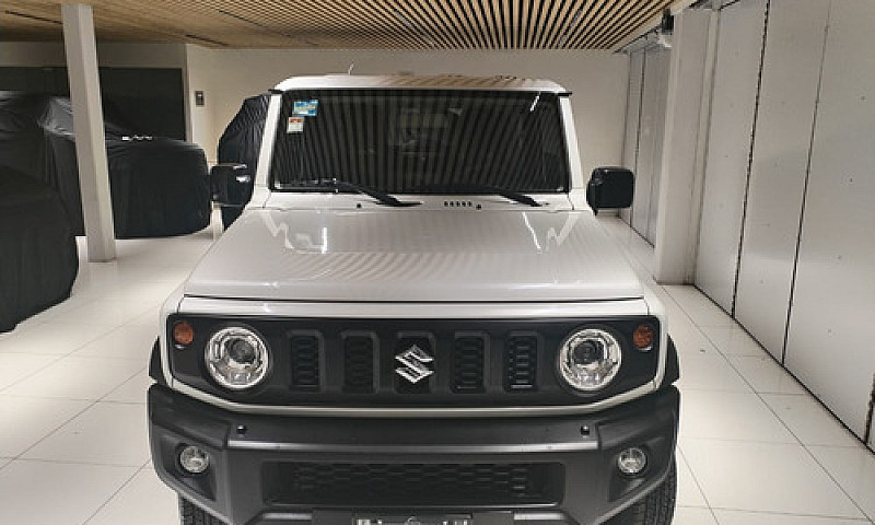 Suzuki Jimny 2023...