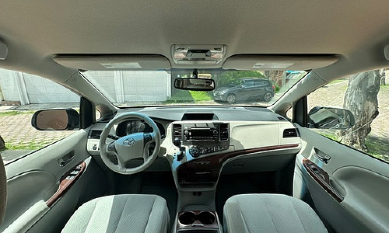 Toyota Sienna 3.5 Xl...
