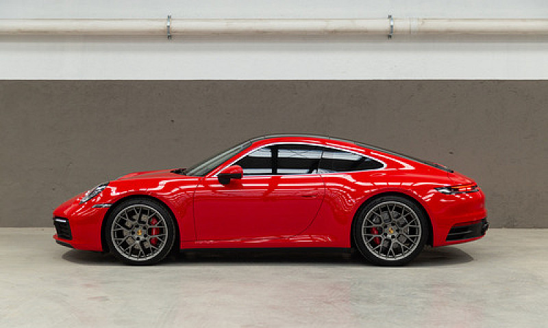 Porsche 911 2022...