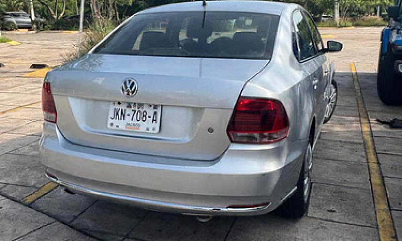 Volkswagen Vento 1.6...