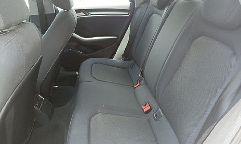 Audi A3 2019 1.4 Dyn...